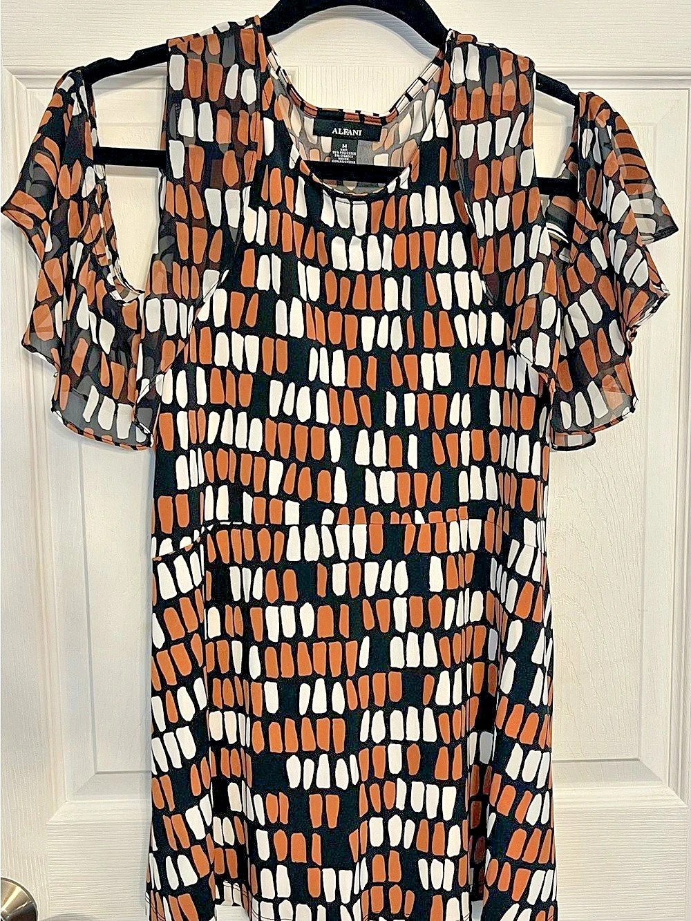 Alfani Sienna Soft Marks Cold Shoulder/Ruffle Sleeves Blouse. Black & Brown.